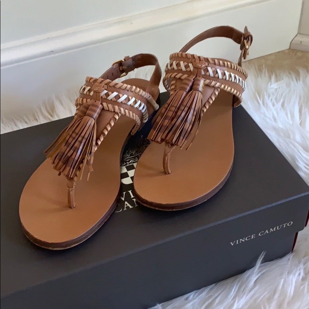 Vince Camuto size 7 Rebeka thong sandal